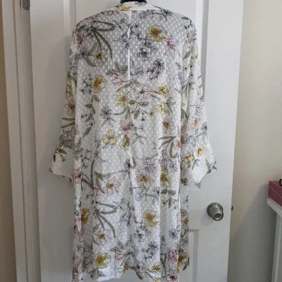 Floral  Robe - Picture 4 of 7